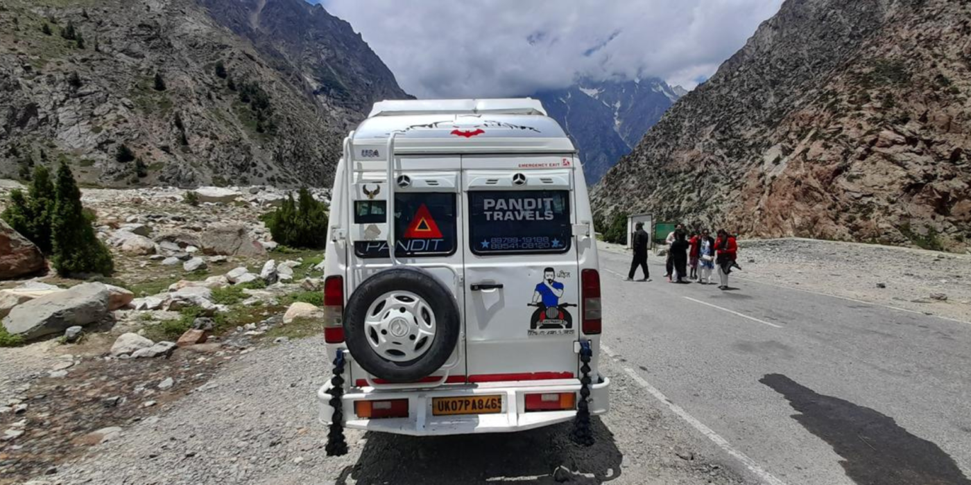 Tempo Traveller Services in Dehradun with Pandit Travels